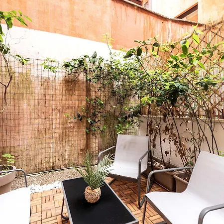 Daire Il Cortile Di Via Dei Banchi Vecchi Roma